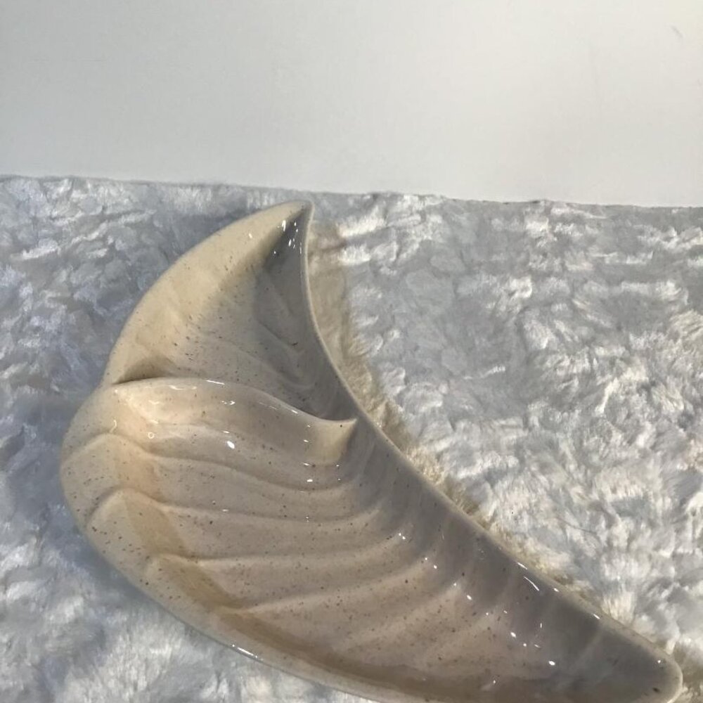 VTG Speckled Pottery Leaf Shaped Divided Charcuterie Serving Dish - 11" x 7" USA - Picture 4 of 12